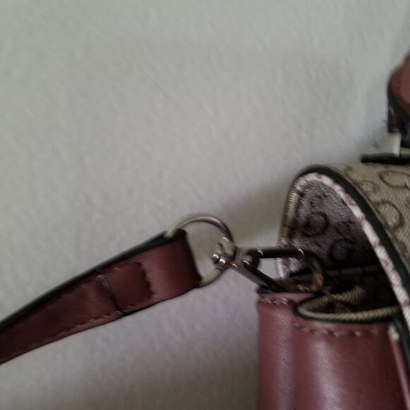 Guess Girlfriend Satchel Handbag - Picture 9 of 14